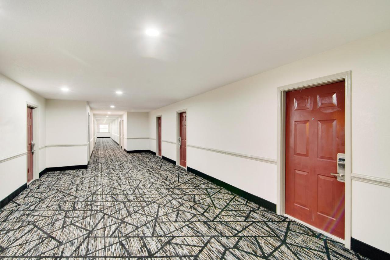 Red Roof Inn&Suites Pensacola-NAS Corry Exterior foto