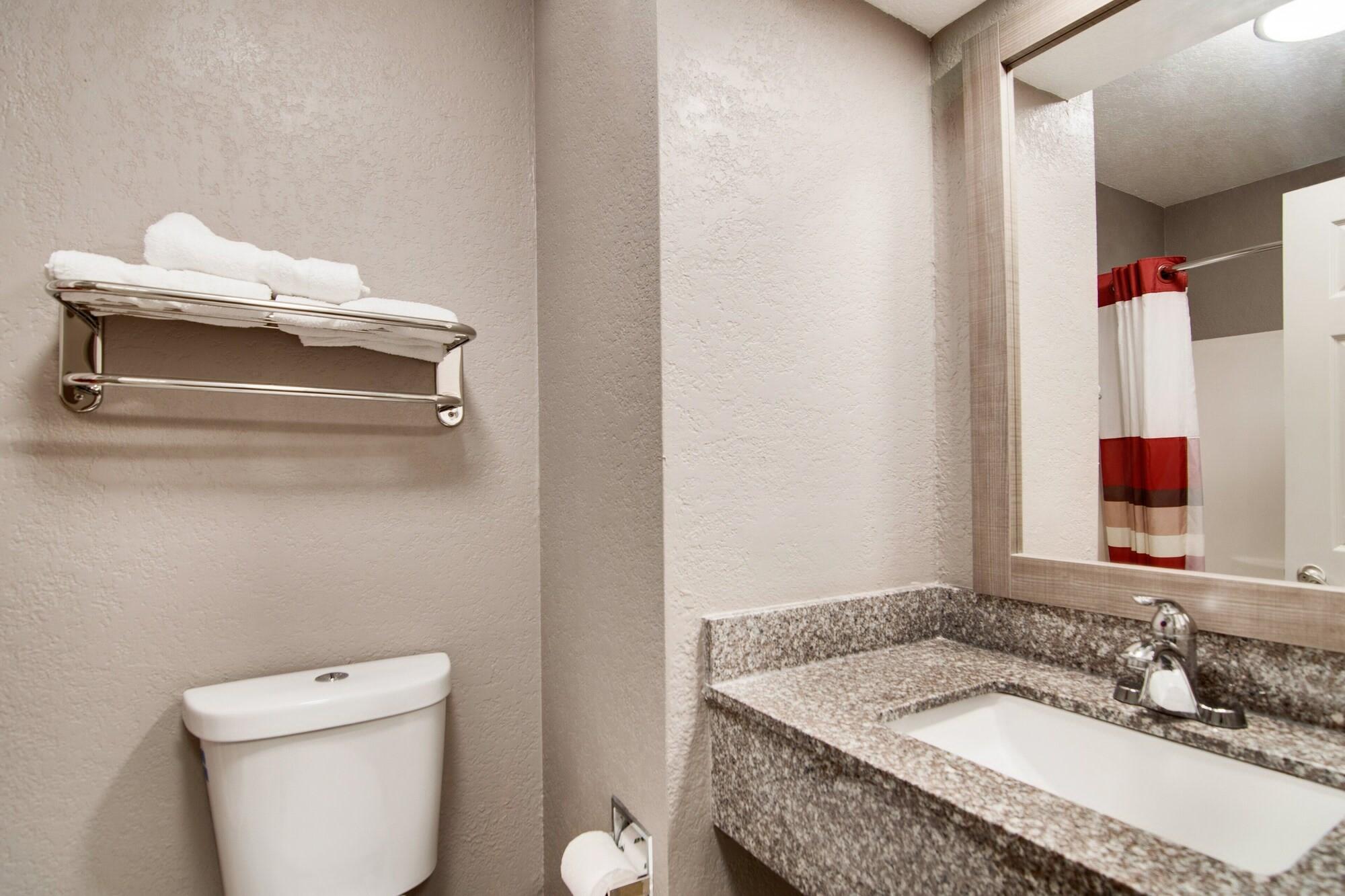 Red Roof Inn&Suites Pensacola-NAS Corry Exterior foto