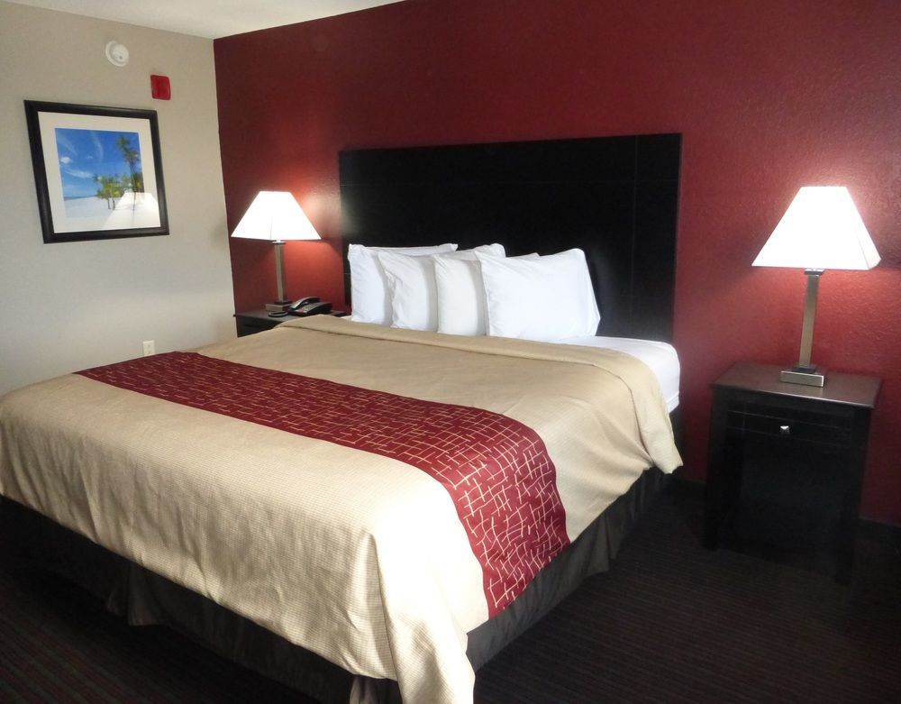 Red Roof Inn&Suites Pensacola-NAS Corry Exterior foto